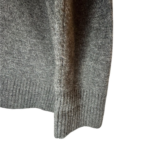 Beach Lunch Lounge Women’s Animal Print Sweater Size XXL Gray Yellow Pullover - Picture 3 of 7